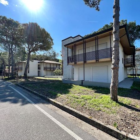 Prassitele Apartments 利尼亚诺萨比亚多罗 外观 照片